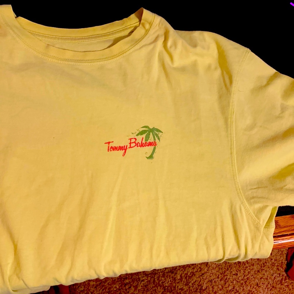 XL Tommy Bahama. Worn once or twice